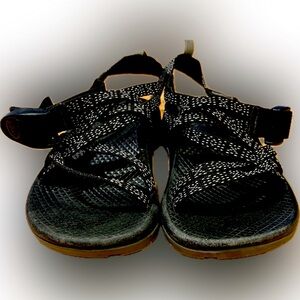 Chaco girls sandals size 1. Lightly used!